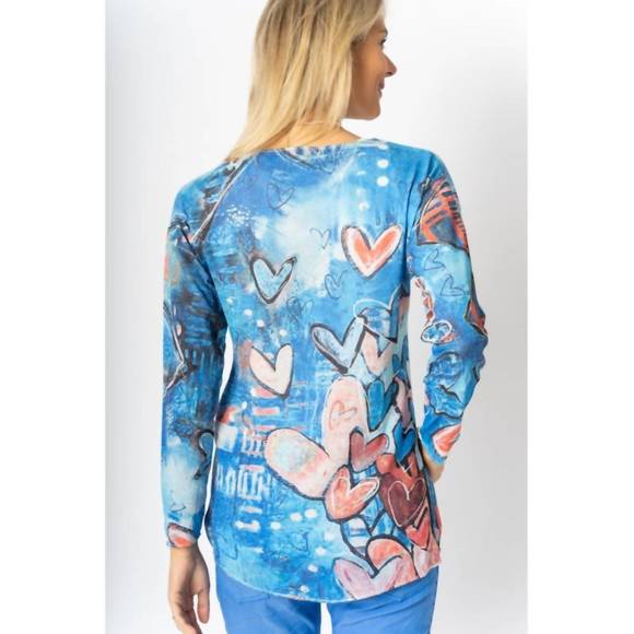 NEW LOOK MODE USA heart abstract print top in blue - Picture 3 of 3